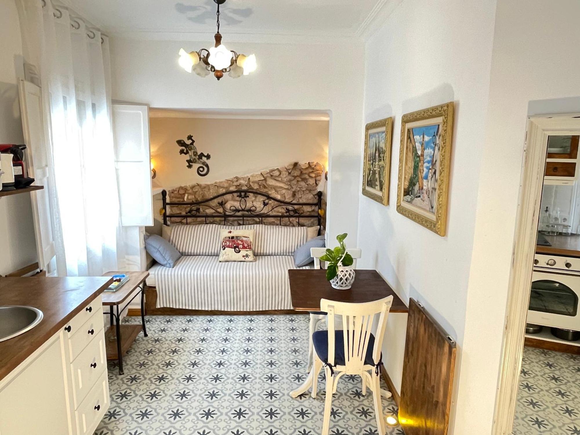 Costa Brava Soul Apartment ซานต์เฟลิอูเดกีโซลส์ ภายนอก รูปภาพ