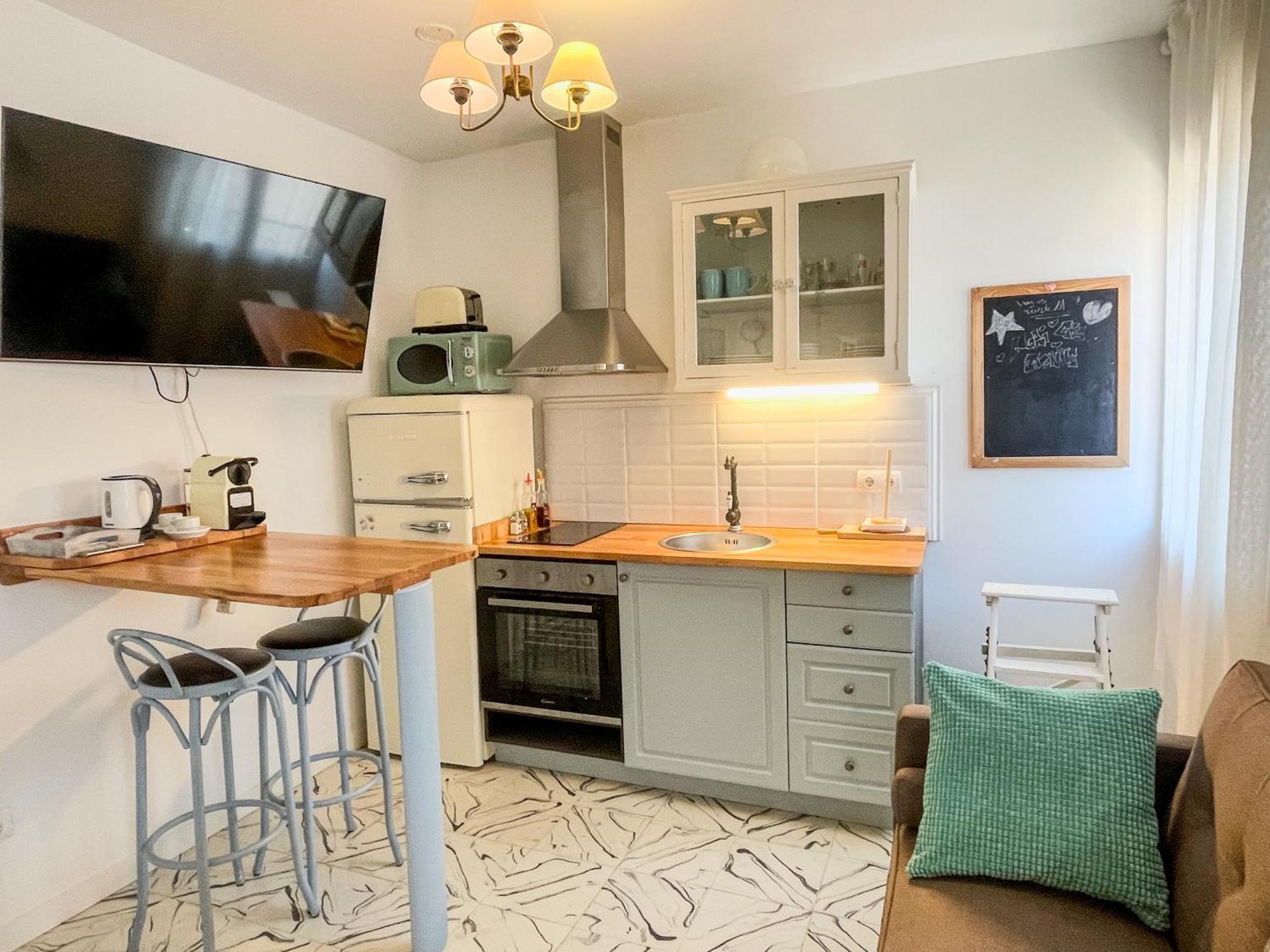 Costa Brava Soul Apartment ซานต์เฟลิอูเดกีโซลส์ ภายนอก รูปภาพ